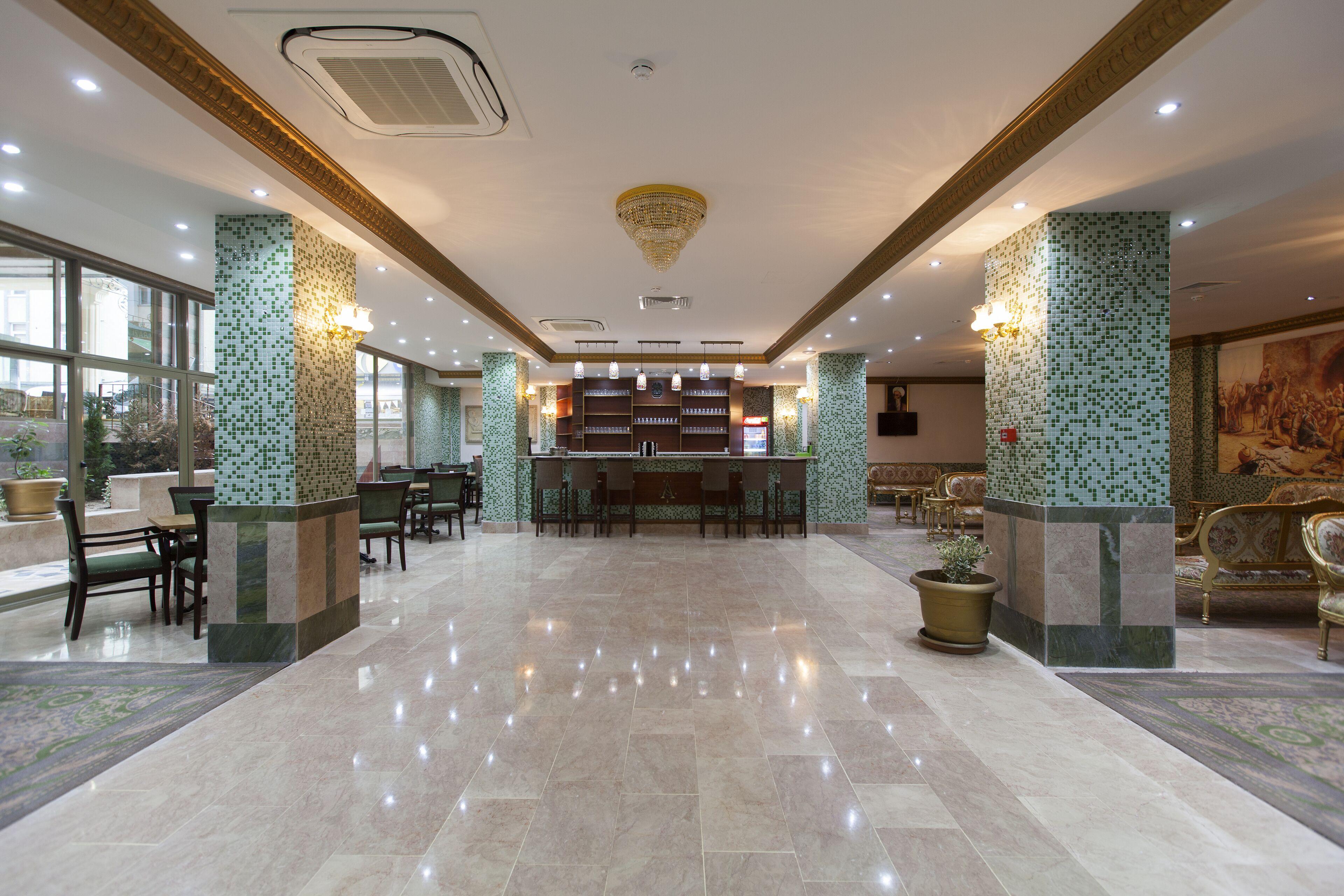 Alrazi Hotel — Фото 1